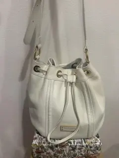 BLUE LABEL CRESTBRIDGE 本革　レザーショルダーバッグ