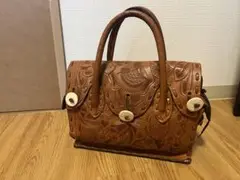 GRACE CONTINENTAL カービングトライブス マエストラ バッグ　革