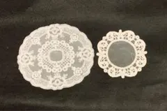 ✧︎出品者さんに✧︎小物撮影背景 敷物に✧︎機械製のレース飾り2枚セット