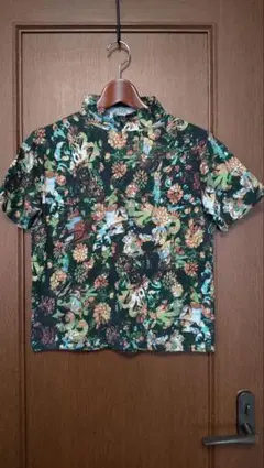 総柄 ハイネック 半袖 クロップド丈 Tシャツのサムネイル