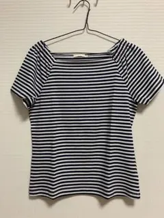 【未着用・美品】earth music＆ecology カットソー 紺 Mサイズ