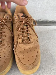 NIKE AIR FORCE 1 ウィート スニーカーのサムネイル