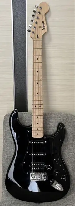 Squier Bullet strat ブラック ジャンクボディ美品・ケース付 - メルカリ