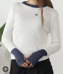 ROOP TOKYO バイカラーフィンガーホールリブニット