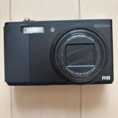 スマホ転送OK✨RICOH R8✨動作確認済 デジカメ 銘品 可愛いコンデジ♪ スマホ転送OK✨RICOH R8✨動作確認済 デジカメ 銘品 可愛い