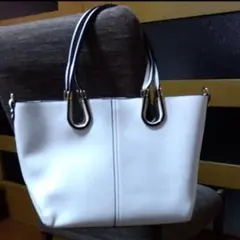 Item thumbnail for item 89cc2f0c-10b2-4008-8e9e-6595726be23c