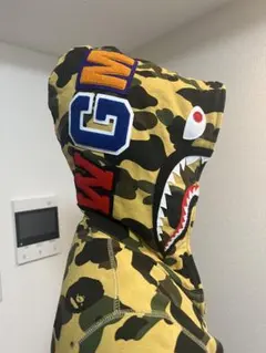 A BATHING APE 迷彩 シャークパーカーのサムネイル
