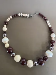 ビ*ロ様 ビーズ ネックレス クリーム色 赤褐色