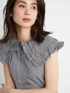 SNIDEL スナイデル* 新品未使用　ビッグカラーノースリブラウス ブラック SNIDEL（スナイデル） SALE50%OFF ビッグカラーシアーブラウス