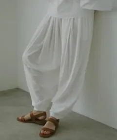 【あっか様価格】✨ ETRE TOKYO ✨ウエストギャザーバルーンカットパンツ 再々販売 / ZOZO限定カラー】ウエストギャザーバルーンカット