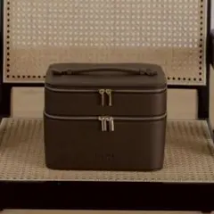 THE TOE ビッグバニティポーチ店舗限定記念ノベルティ THETOE ノベルティ バニティポーチ - メルカリ