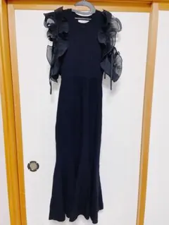 ROYAL PARTY フリルデザイン ブラックロングワンピース