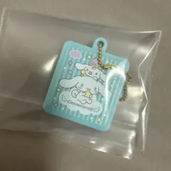 クッキー缶ガチャ　シナモロール