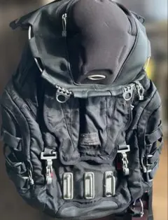 Item thumbnail for item f04426c1-73e8-44b9-8d27-cd592c8c71ea