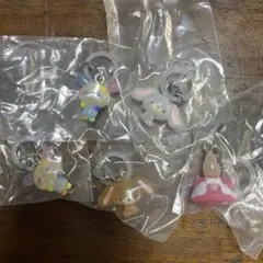 サンリオ ゆるっとめじるしアクセサリー ウサハナシュガーバニーズマロンクリーム