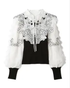 SNIDELレースカラーニットプルオーバー