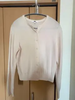 ユニクロ　メリノクルーネックカーディガン　ホワイト