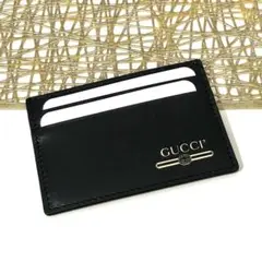 在庫処分　新品　GUCCI シンプル　レザー カードケース　定期入れ　黒