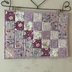 ☆☆ハンドメイド☆☆パッチワークキルト　四角つなぎ　　110X184 パッチワークキルト 四角つなぎのキルト
