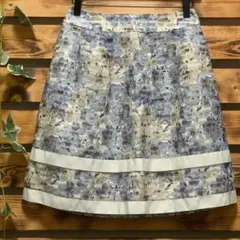 クイーンズコート フレアスカート Aライン 花柄 サイズ1のサムネイル