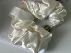 きりりん 様専用♪Dior ノベルティ　シュシュ1個♪