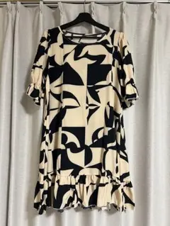 新品未使用 / SHEIN / フリルAラインドレス / ワンピース