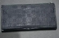 GUCCI ブラック GGパターン 長財布