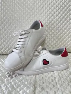 Emporio Armani スニーカー ホワイト レッド ハートのサムネイル