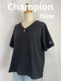♡新品♡ Champion ブラック Vネック Tシャツ Mサイズ