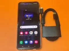 新品未使用Samsung Galaxy ZFlip5 本体 SIMフリーのサムネイル