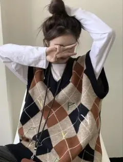 b2 studio アーガイル柄 ニット ベスト 刺繍デザイン SHEIN