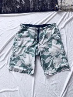 The North Face 極薄ナイロンショートパンツ