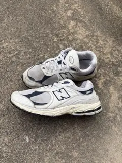 New Balance 2002R ニューバランス スニーカーグレー 27.5のサムネイル