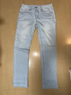 GUESS ライトブルー 30インチ　デニム