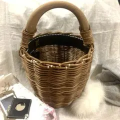 エバゴス　eb.a.gos カゴバックのサムネイル