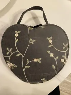 黒　ポシェット　ショルダー　ハート型　花柄刺繍　ハンドバッグ　ブラック　ロリータ