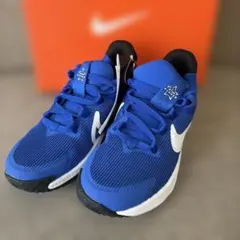 NIKE STAR RUNNER 04 キッズスニーカー 新品　18.0cmのサムネイル
