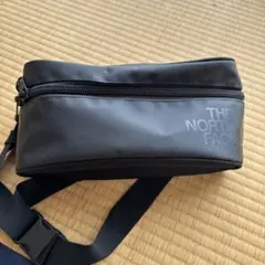 THE NORTH FACE ボディバッグ ブラック