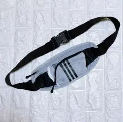 adidas ランニングバッグ　アディダス　ウエストバッグ　ランニングポーチ