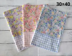 ハンドメイド　ランチョンマット　リバーシブル　３枚セット/　お花柄a281