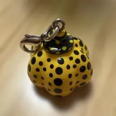 草間彌生 PUMPKIN キーホルダー イエロー