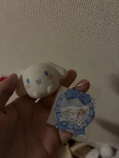 期間限定シナモロール フィギュア&シール