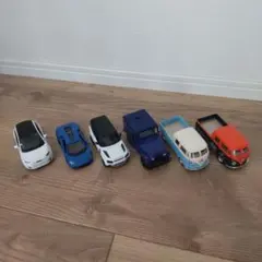フィギュア 車 ミニカーのサムネイル