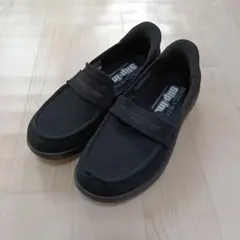 【引越し前特価】即購入OK！SKECHERS スリッポン ブラック