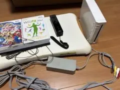 Wii 本体 ホワイト 周辺機器、リモコン付き