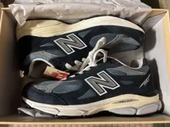 New Balance 990V3 