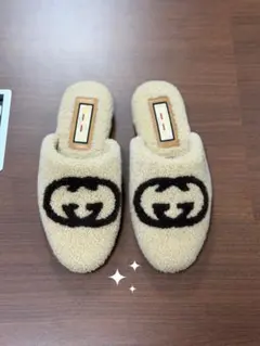 GUCCI シープスキン サンダルのサムネイル