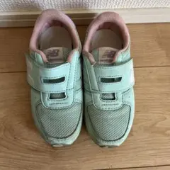 new balance キッズスニーカー ミントグリーン