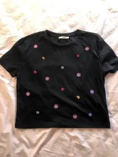 値下げ❣️ZARA スパンコール付きブラック Tシャツ