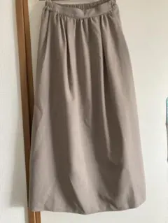 ハニーズ　ロングギャザースカート